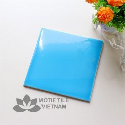 Gạch thẻ ốp tường subway xanh da trời bóng phẳng 15x15cm SW1515(Sky blue)
