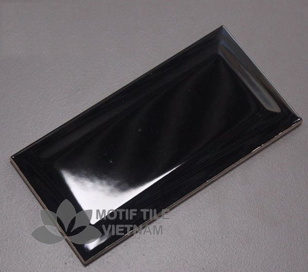 Gạch subway đen bóng vát 10x20cm SW1020V(Black) 1 Gạch subway trắng 10x20cm SW1020V(Black)