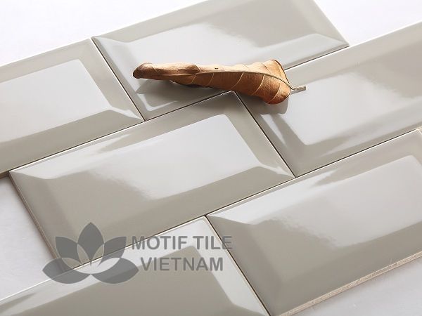 Gạch thẻ ốp tường subway xám nhạt bóng vát 7.5x15cm SW75150V(Light Grey) 1 Gạch thẻ ốp tường subway xám nhạt bóng vát 7.5x15cm SW75150V(Licht Gray)