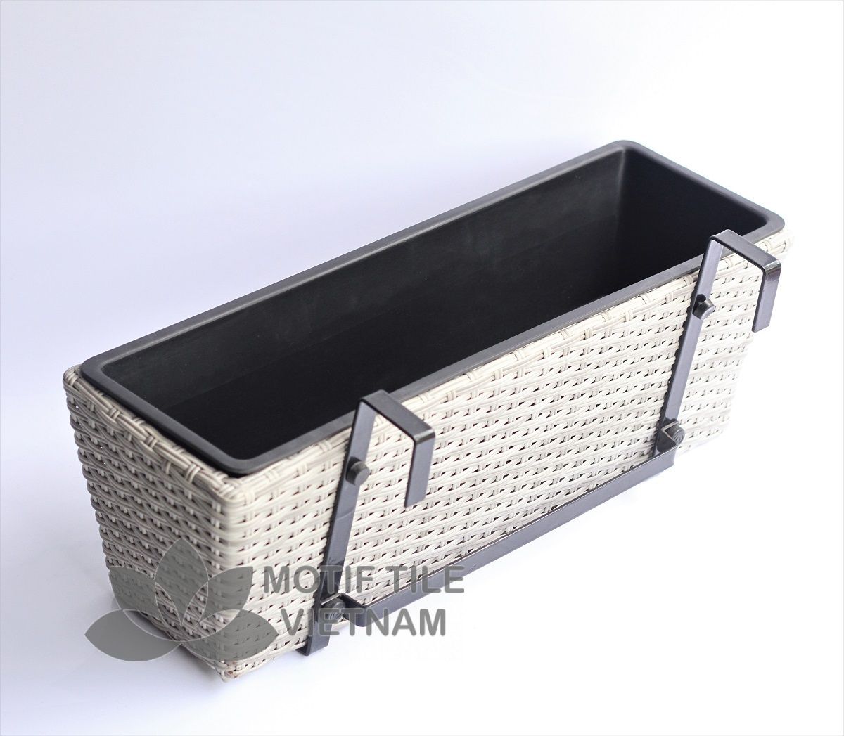 Chậu cây nhựa đan treo ban công MT-P002 10 Chậu nhựa đan treo ban công MT-P002