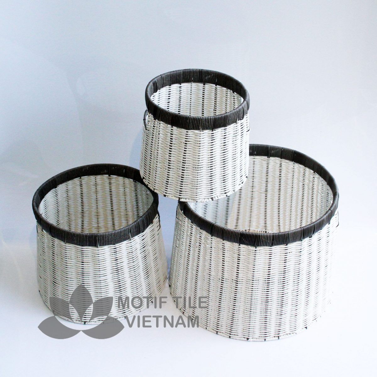 Set 03 giỏ đựng quần áo giỏ trang trí mây nhựa đan MT-BA014 1 Set 03 giỏ đựng quần áo giỏ trang trí mây nhựa đan