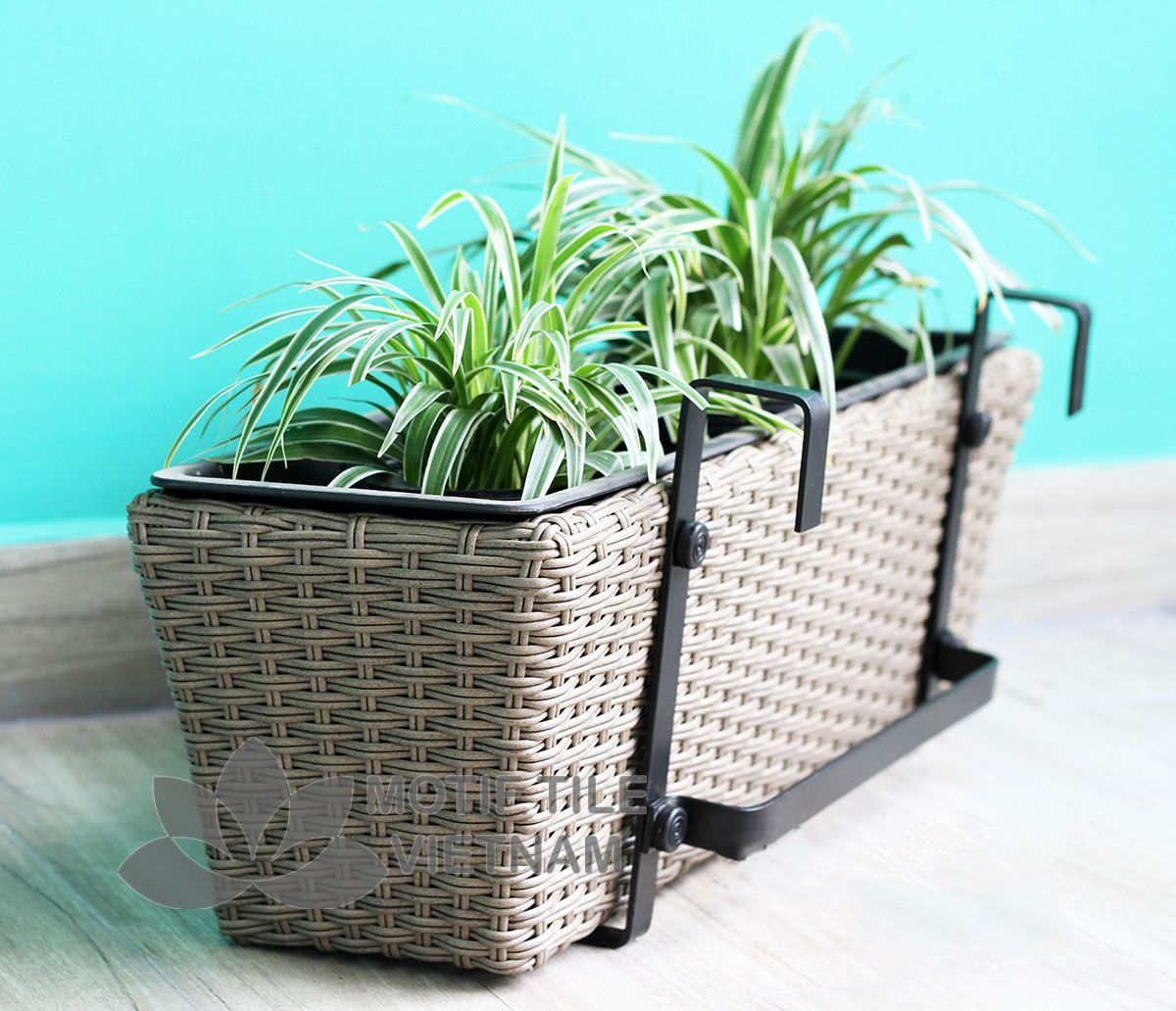 Chậu cây nhựa đan treo ban công MT-P002 6 Chậu nhựa đan treo ban công MT-P002