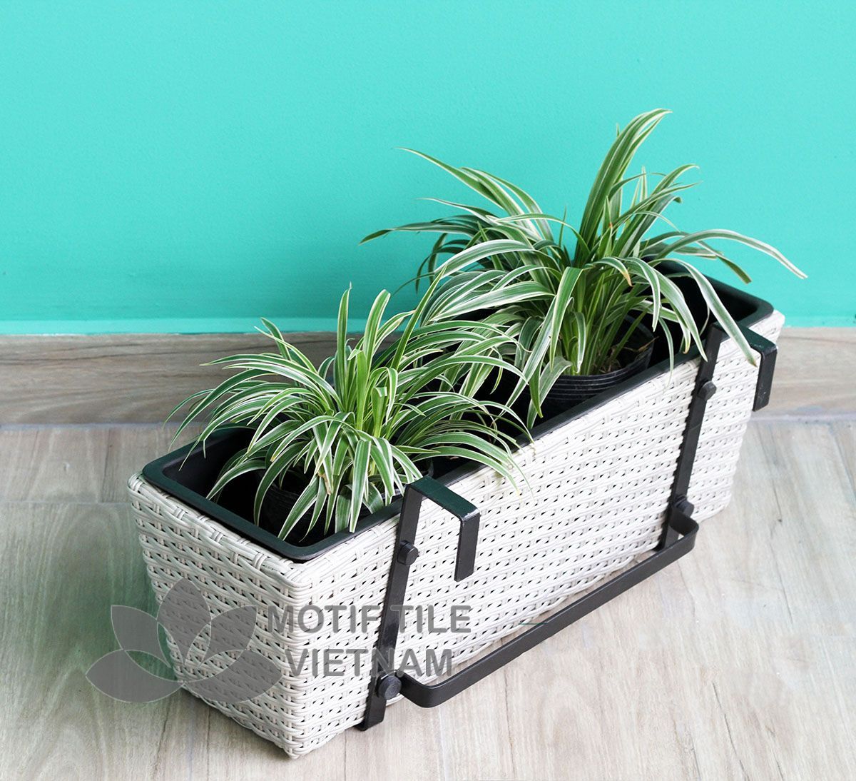 Chậu cây nhựa đan treo ban công MT-P002 1 Chậu nhựa đan treo ban công MT-P002