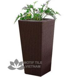 Chậu cây văn phòng mây nhựa đan vuông vát MT-P003 18 Chậu cây văn phòng mây nhựa đan vuông vát MT-P003