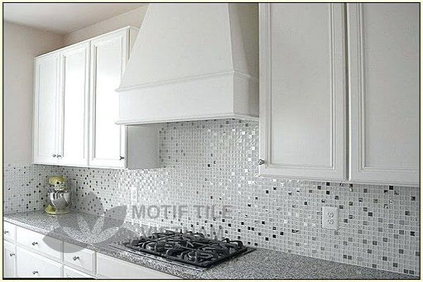 Gạch Mosaic: đặc tính nổi bật và tính ứng dụng đa dạng trong thi công 1 gach mosaic cho phong bep 6 Shop gạch trang trí cao cấp